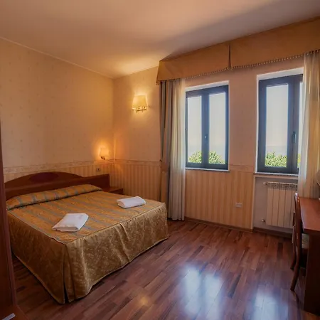 Hotel La Carrozza D'oro 3*