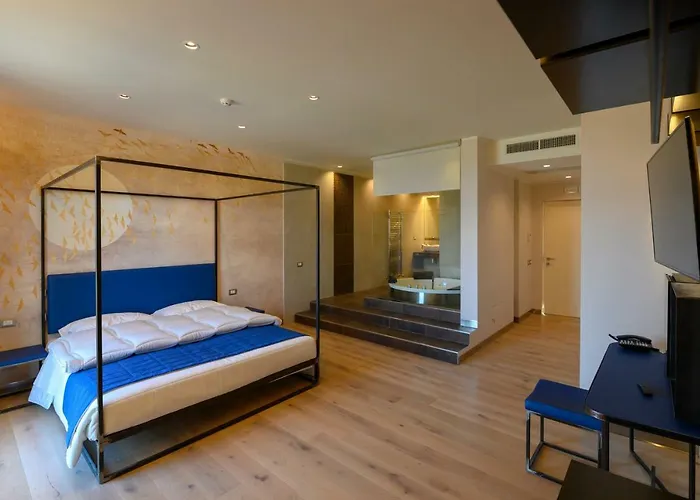 La Carrozza D'oro مونتيفياسكون